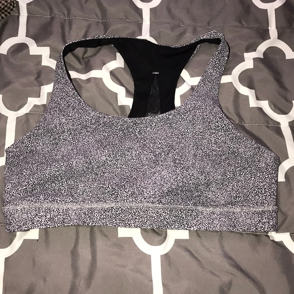 Lululemon invigorate bra